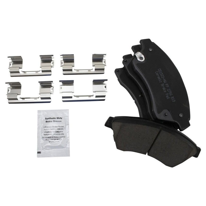 TRQ Front Ceramic Brake Pad & CrossDrilled Rotor w/Chemicals gallery