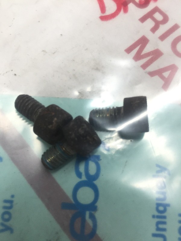 FRONT L BRAKE ROTOR DUST SHIELD MOUNTING HARDWARE BOLTS SCREW 92-93 MERCEDES 500 gallery