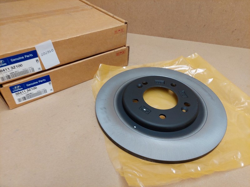 Hyundai i40 VF Rear Brake Disc Set 1.6 1.7 2.0 2011-on 284mm 584113Z100 Genuine