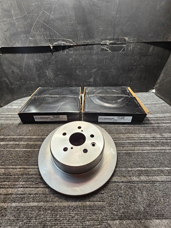 (QTY 2) DFC 600-75007 Premium Solid Rear Brake Rotor For Lexus 98-05 GS 02-10 SC