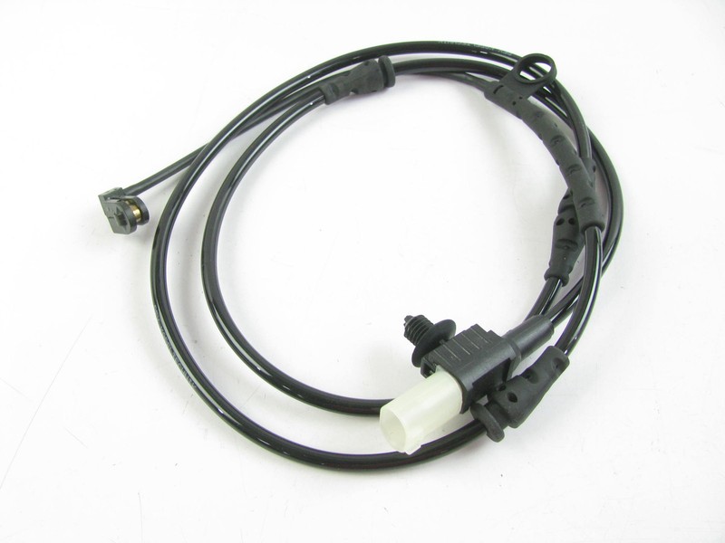 NEW OUT OF BOX – SEM500026 FRONT Brake Pad Wear Sensor 98039900 PWS158