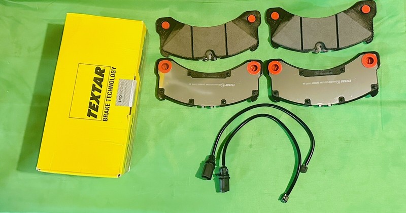 For Porsche Cayenne 2011-2018 Front Brake Pads Black Caliper 958-351-939-30