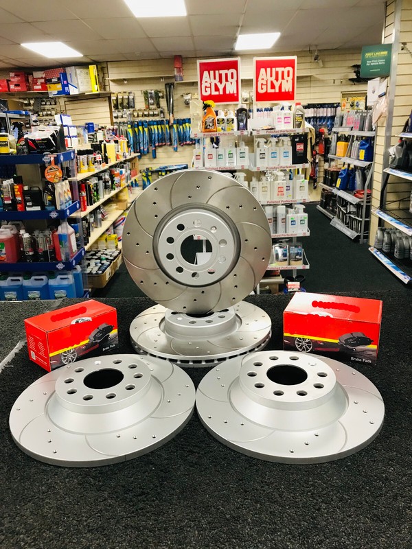 FOR AUDI A4 3.0TDI QUATTRO S LINE B8 FRONT REAR DRILLED GROOVED BRAKE DISCS PADS