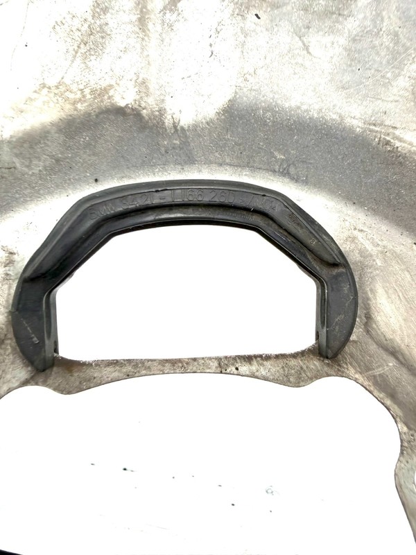04-10 BMW E60 E63 E64 Rear Right Passenger Brake Disc Shield Cover 6760854 OEM gallery
