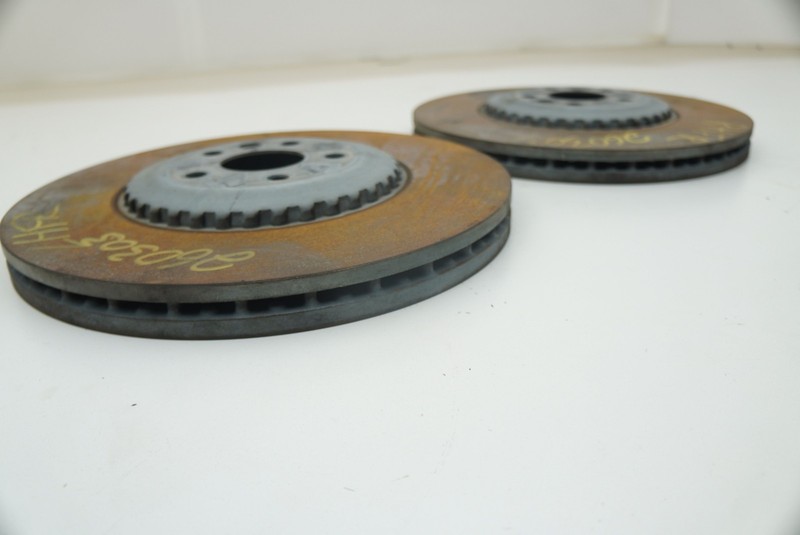 Set 2 Front Left Right Disc Brake Rotor OEM LR161916 Range Rover Velar L560 gallery