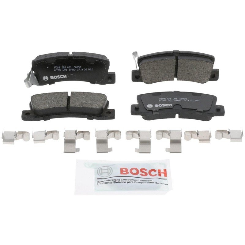 New OE Front Ceramic Brake Pads Kit For 2018-2021 Lexus NX300 9 Yr Warranty gallery