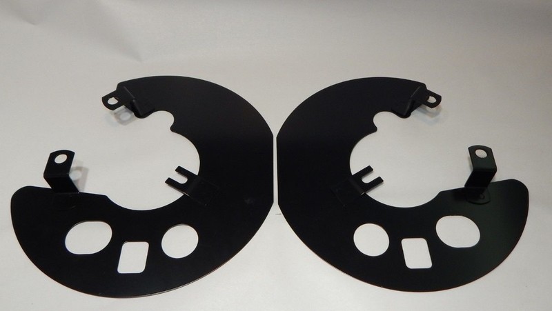 New Pair of Front Brake Dust Covers Brake Backing Plate Triumph TR6 TR250 TR4A