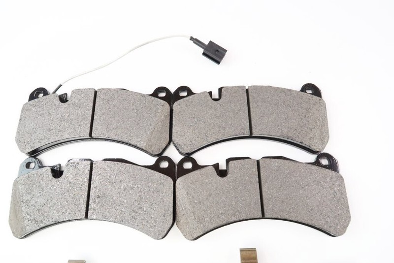 Maserati Ghibli Quattroporte front brake pads rotors + FREE oil filter #1320 gallery