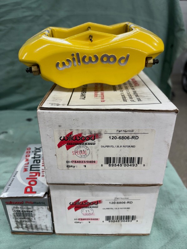 Wilwood 12″ disk brake kit for Mustang IRS (FFR Roadster)