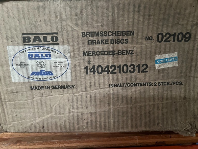 2X BALO 02197 BRAKE DISCS 140-421-03-12 NIB FITS 1992 MERCEDES 300SD 300SE