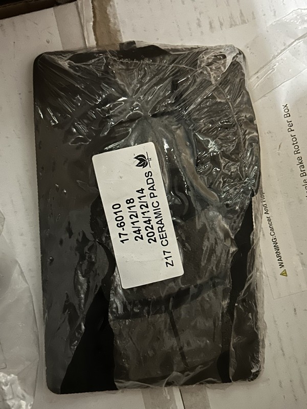 2021 Kia Seltos Rotors and Brake Pads Rear Set Left and right gallery