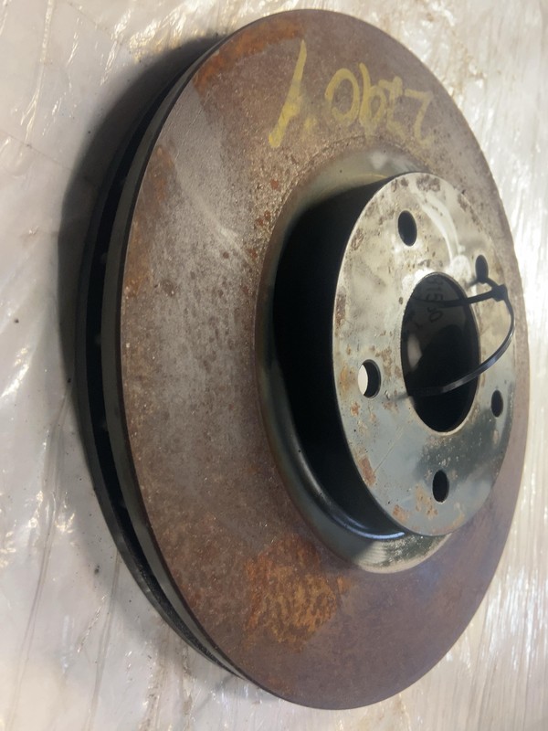 2001-2003 TOYOTA SIENNA DISC BRAKE ROTOR USED OEM 4351208021 gallery