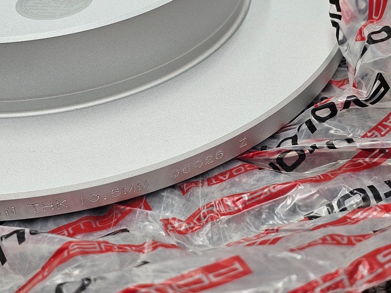 PowerStop JBR1738EVC Disc Brake Rotor For Select 15-22 Lexus Toyota Models gallery