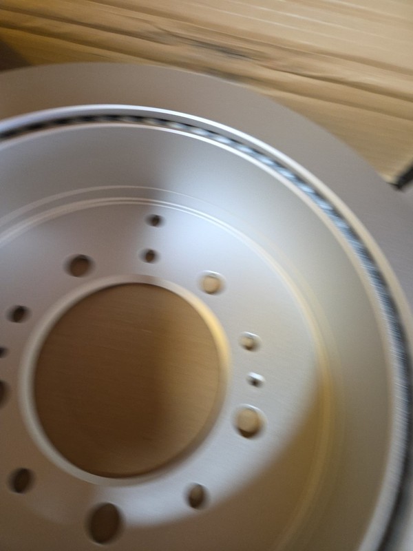 Bosch 50011499 QuietCast™ Premium Rear Brake Rotor For 2007-2018 Toyota Tundra gallery