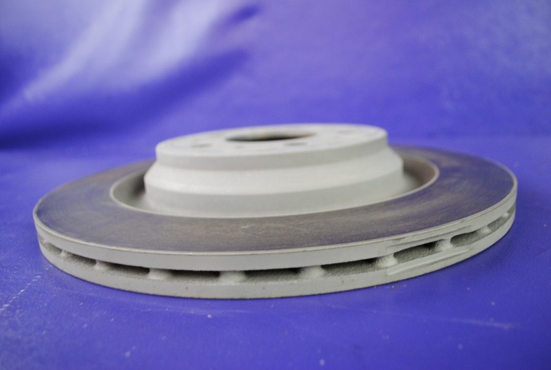 17-21 Tesla Model 3 Base Rear 18mm Brake Disc Rotor Cast Iron 1044631-00-D OEM gallery