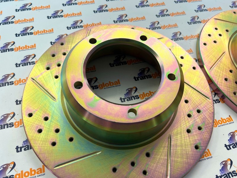 Front Cross Drill & Grooved Brake Discs x2 for Land Rover Defender LR017951 gallery