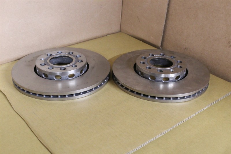 VW Passat B5 1997-2000 Audi Pair of Front Brake Discs JZW615301F New Genuine VW gallery