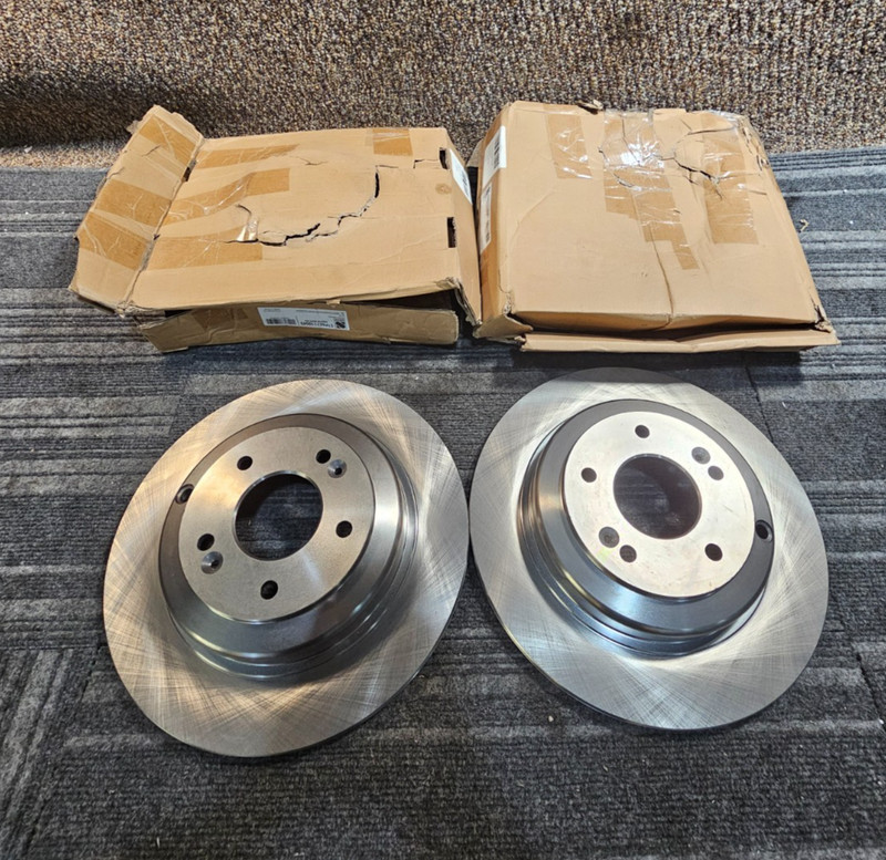(QTY 2) SureStop STPH27110045 Disc Brake Rotor For 11-2016 Hyundai Genesis Coupe