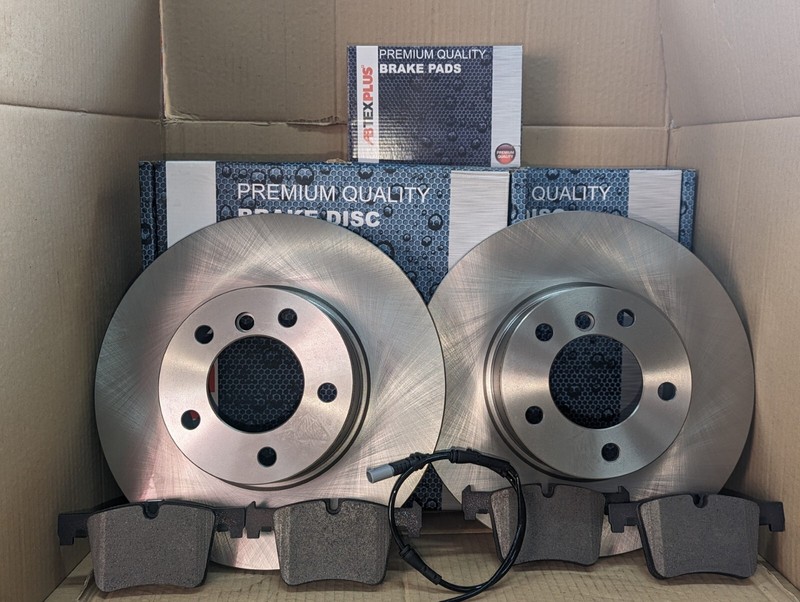 Front Brake Discs + Pads + Wire For BMW 4 Series 425d 428i F32 F33 F36 2013-2017