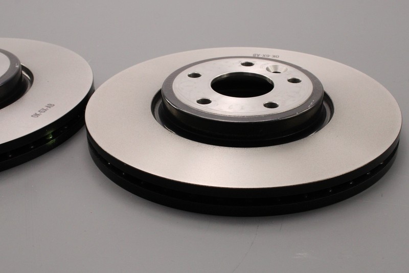 Genuine Jaguar XE X760 2015-24 316mm brake discs set (front) T4N1799 gallery