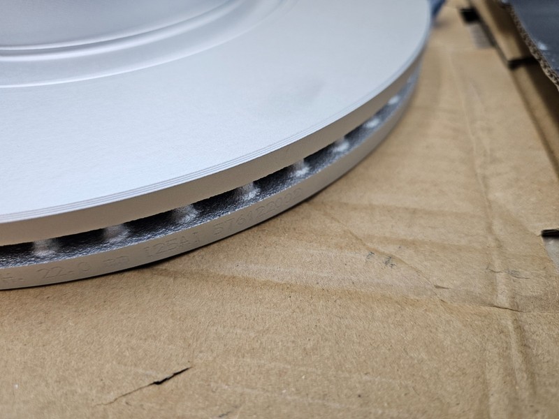 Bosch 48011475 Premium Front Brake Rotor QuietCast For 2013-2016 Scion FR-S gallery