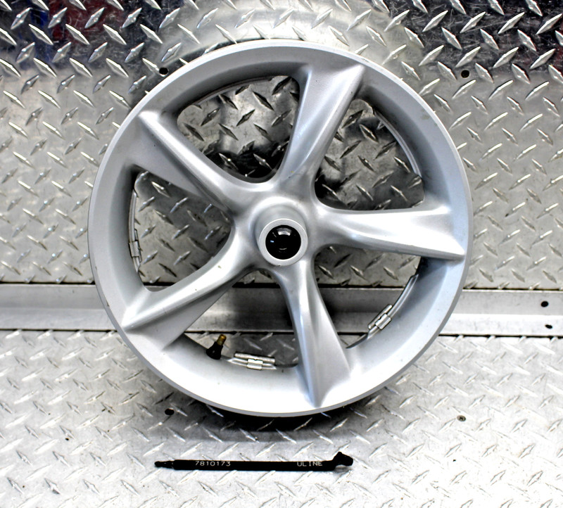 2019 YAMAHA SMAX XC155 -OEM- FRONT RIM 13X3.00 DOT