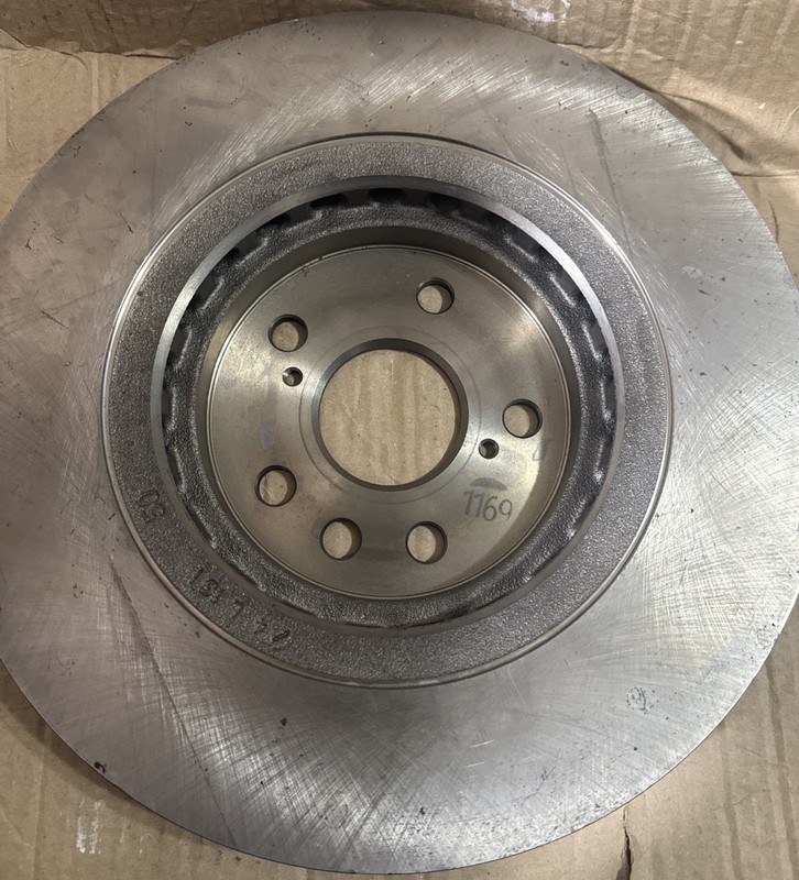 🔥 Front Drilled Brake Rotor – GMC Envoy / Chevy Trailblazer / Buick Rainier 🔥 gallery
