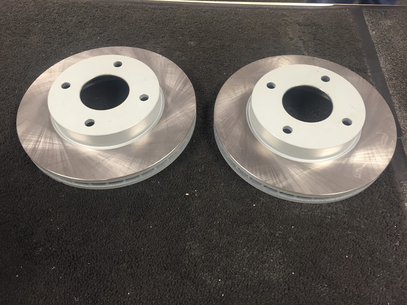 FOR NISSAN LARGO 2.0 2.4 PETROL DIESEL FRONT BRAKE DISCS 256mm x 26mm