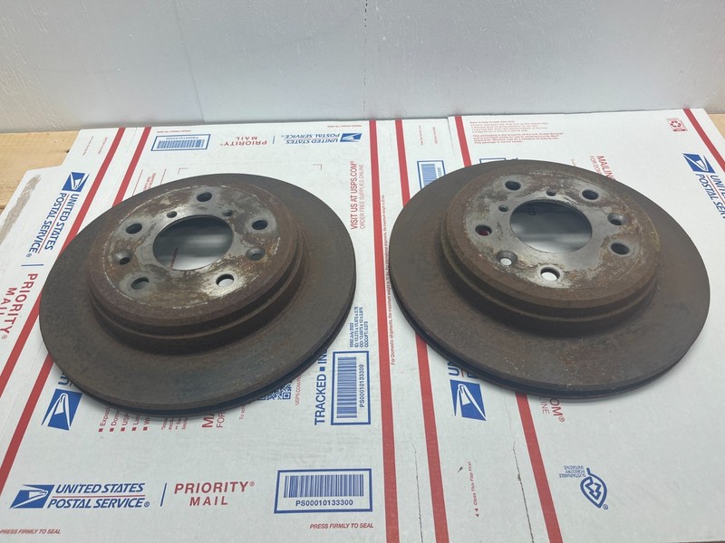 88-91 Mazda RX7 CONVERTIBLE REAR LEFT & RIGHT BRAKE ROTORS OEM