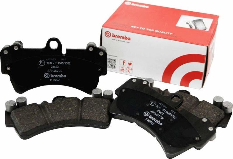 Brembo Front Brake Pads Ceramic BMW 330e 2020 5 Series X3 OE Replacement