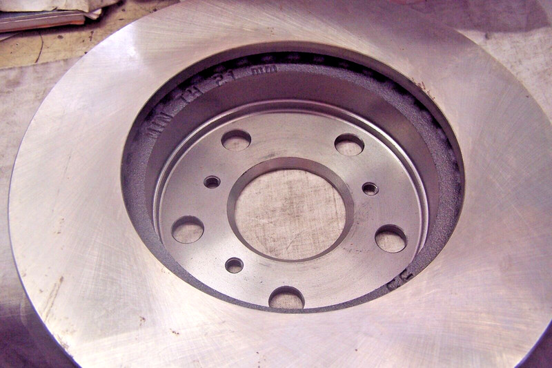 TOYOTA BRAKE ROTOR FITS FRONT CAMRY 1983-86 ** 43512 32140** MADE IN ITALY* gallery