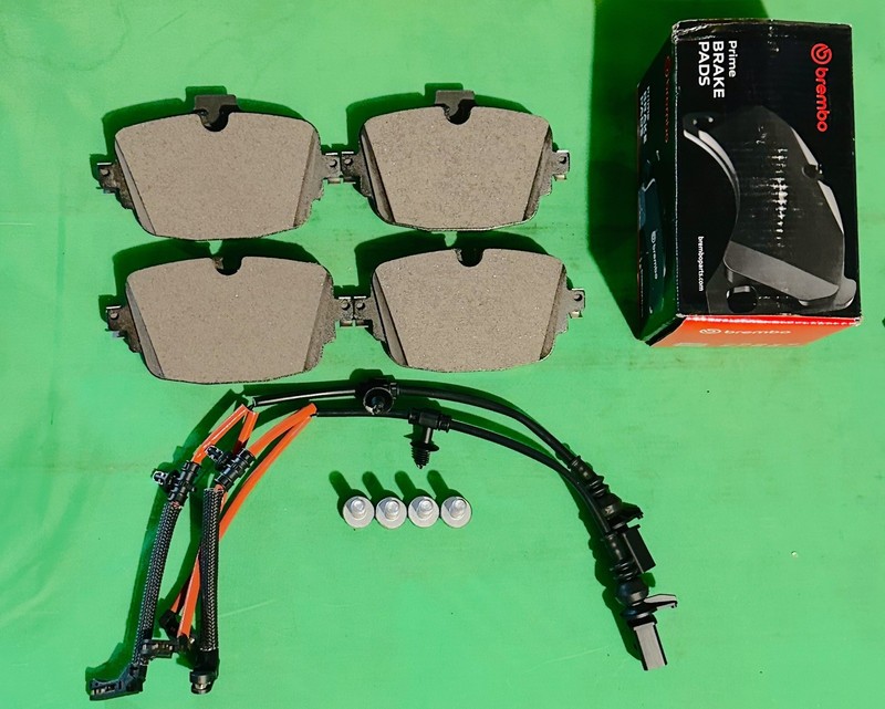 For Audi RS6 RS7 RS Q8 2020+ Rear Brake pads for 4M8-698-451-C PCCB