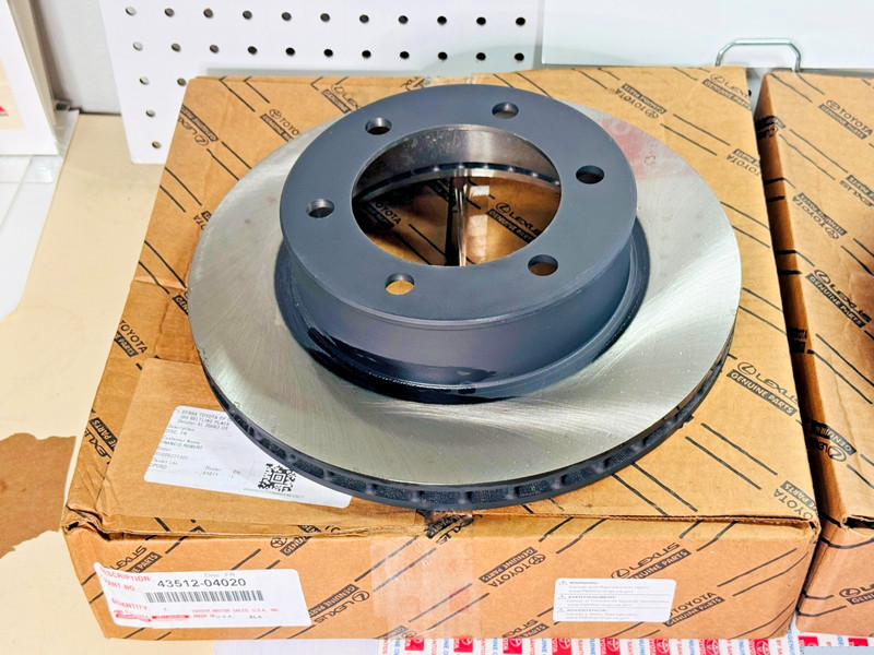 1996-2002 4Runner Front Brake Disc Rotors & Brake Pads Kit GENUINE OEM PART gallery