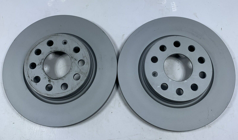 Pair Of Brake Discs VW Golf V VI Caddy Skoda Octavia Seat A3 0986479098 Bosch