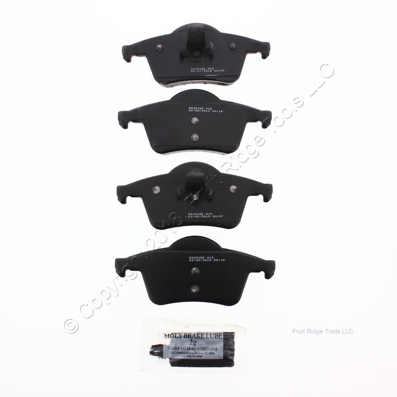 Wagner QuickStop Semi-Metalic Disc Brake Pad Set ZX795 fits 2001-2009 S60 – REAR