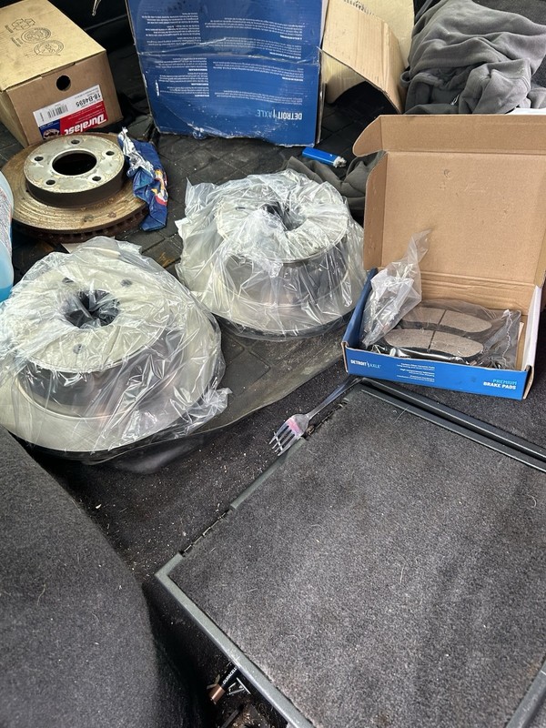 Brand New Rear Brakes And Roaders For A 2000 Blazer