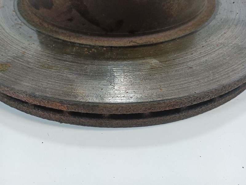 Front Brake Rotor from 1994 Toyota Pickup 4x4 11565954 gallery