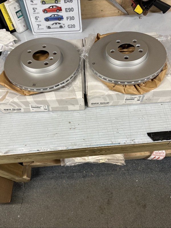 BMW X1/2 Series F49/F45 Pair Brake Discs #34116860957 #6860957 (Genuine)