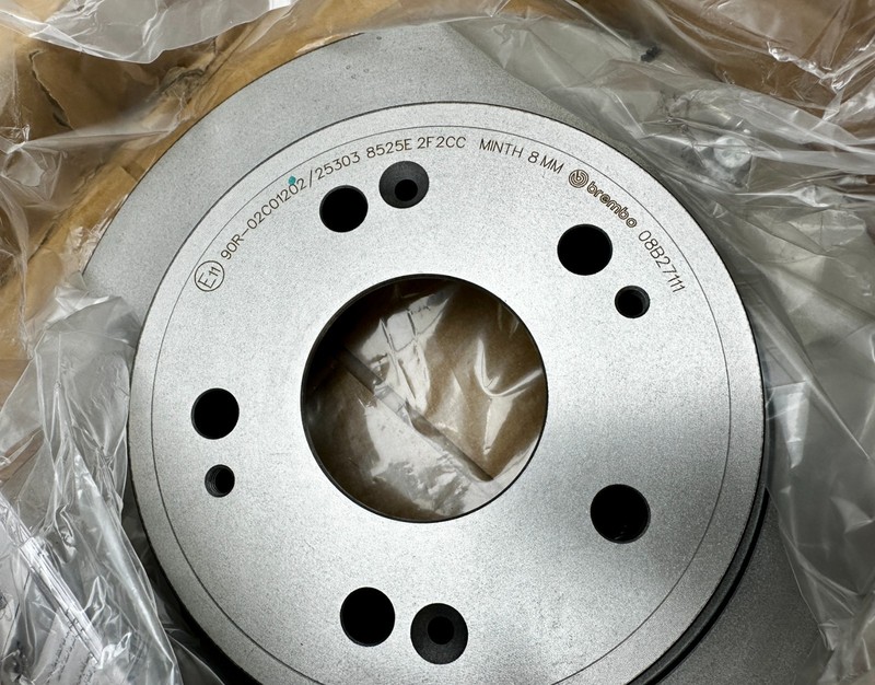 x1 Brembo Disc Brake Rotor Rear 08B27111 For Honda 8mm 08.B271.11 gallery