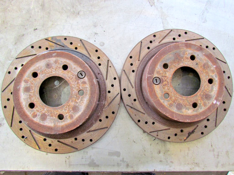 2003 Nissan 350Z Rear Drilled And Slotted Rotors, See Pictures