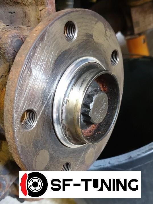 Pair of Brake Disc Centering Rings to Mount Mercedes Discs to VAG Cars 67-65mm