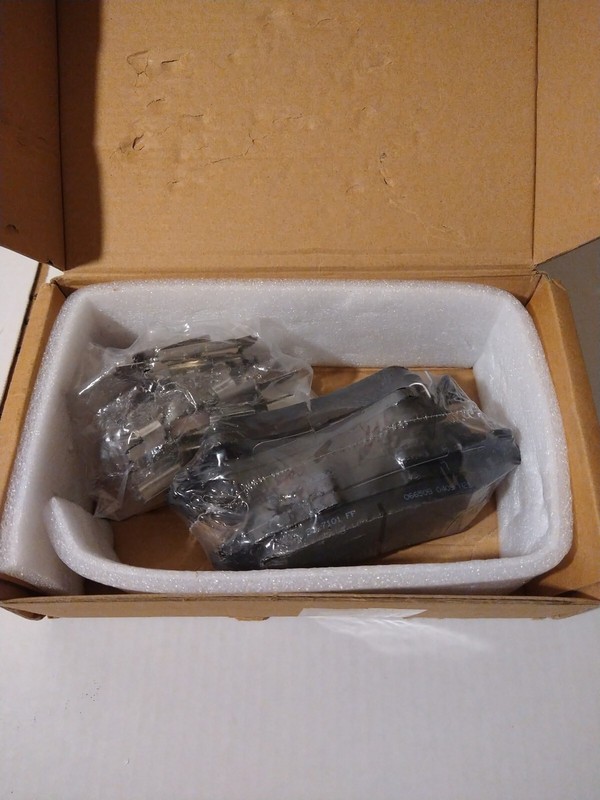 SCITOO Ceramic Rear Brake Pads for Cadillac DeVille, DTS, Chevy Astro, Avalanche