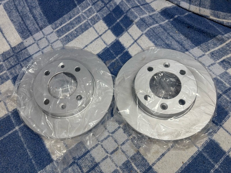 DriveTec Brake Discs Premium Coated Citroen Peugeot DM3653C X2 gallery