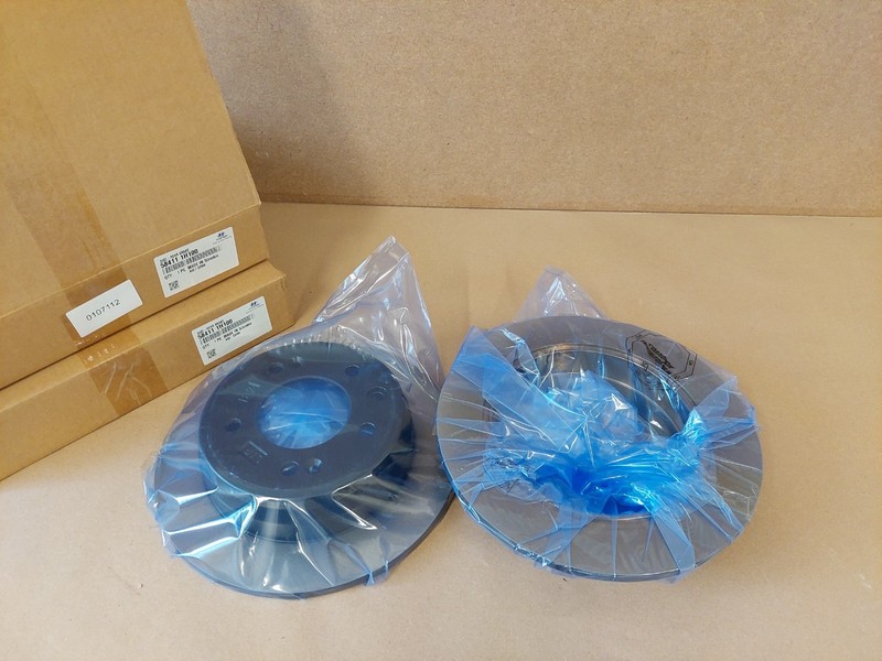 Hyundai ix35 Rear Solid Brake Discs Set 262mm 584111H100 1.7D 2010-2019 Genuine gallery