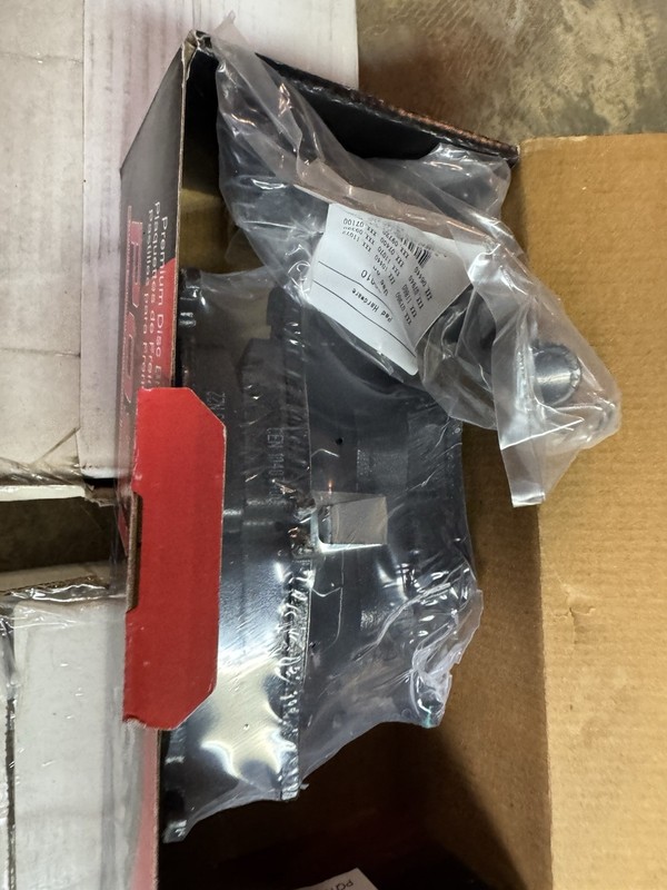 Mercedes Benz W210 E320 Front Brake PADS & ROTORS DISCS BRAND NEW Right & Left gallery
