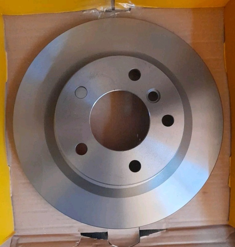 BMW 1 & 3 Series NBD1304 ~LBB0 19V ~ LB2731103 Min Thk 18.4mm Vented Brake Disc