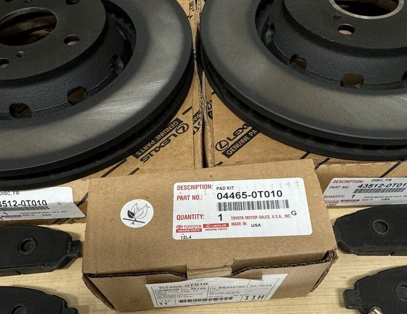 2009-2015 TOYOTA VENZA FRONT BRAKE KIT OEM ROTORS & BRAKE PAD KIT NEW (no shims) gallery
