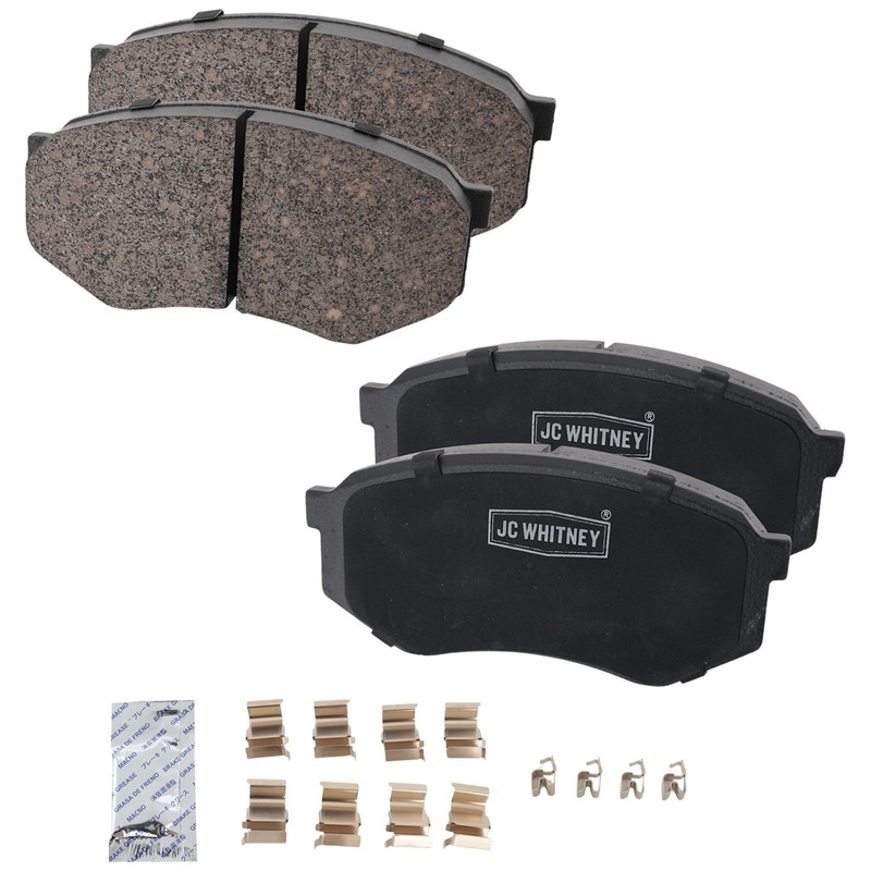 Front Brake Pads Set For Toyota Tacoma 1995 1996 1997 1998 2002 2003 2004