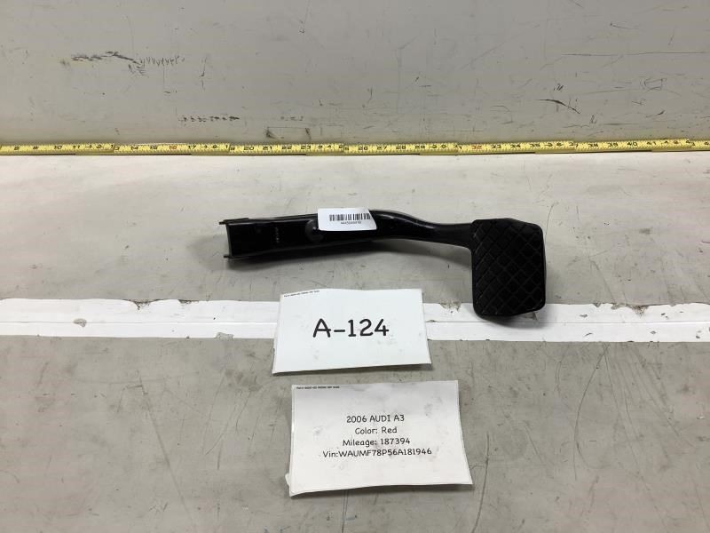 2006 AUDI A3 2.0T FRONT LEFT DRIVER SIDE BRAKE PEDAL OEM+