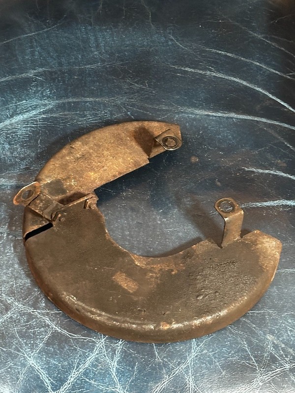 Classic Mini 8.4″ Disc Brake Cover Shield Guard 8.4 Inch Right Drivers Rover